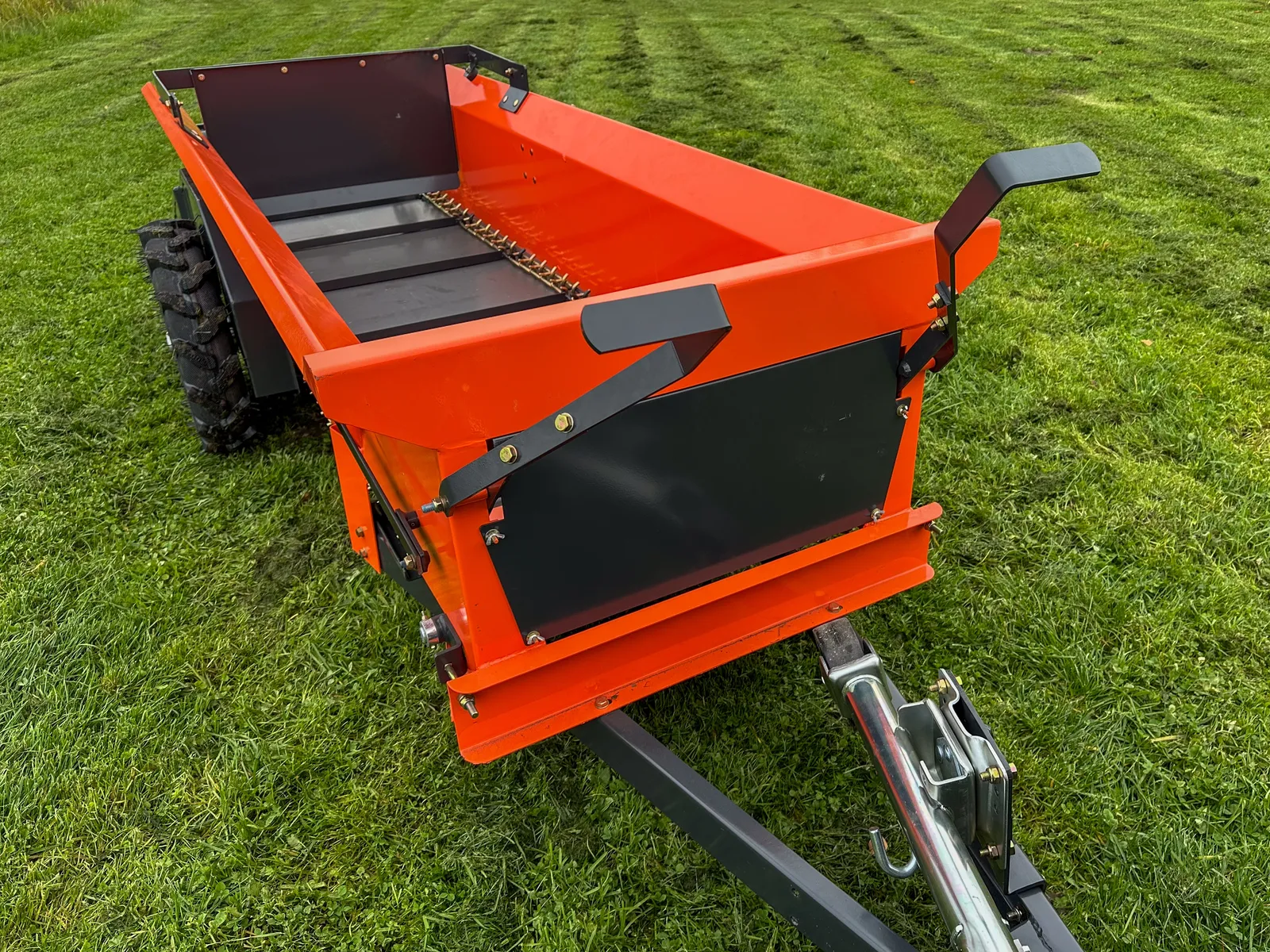 FarmMaster Rear Discharge Muck Spreader