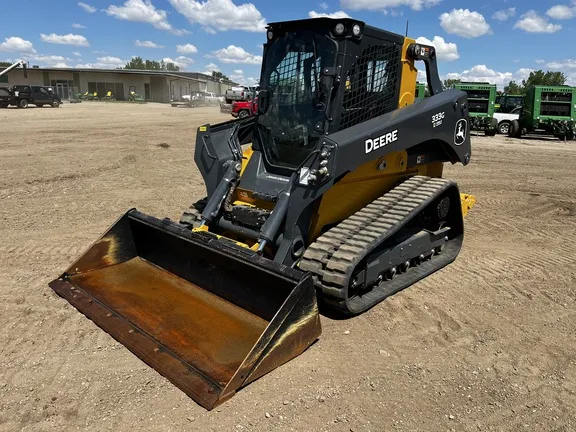 2023 John Deere 333G