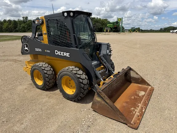 2024 John Deere 320G