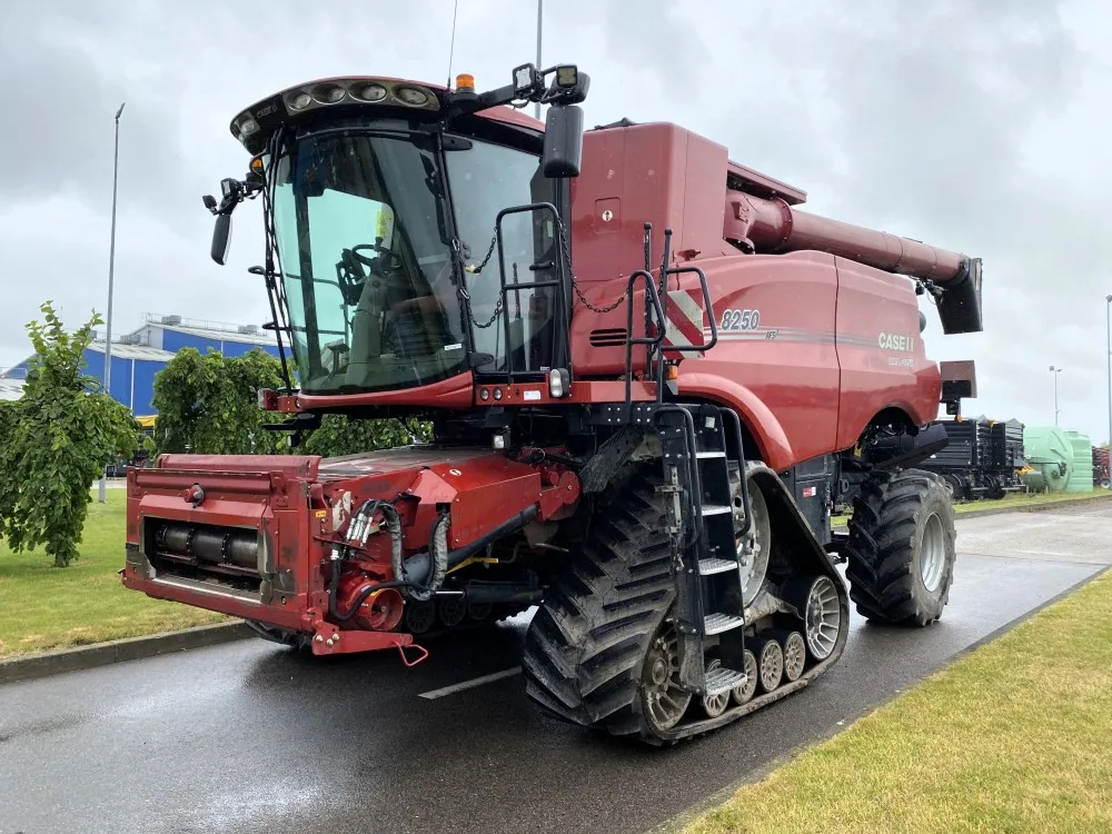 2019 Case IH AF 8250