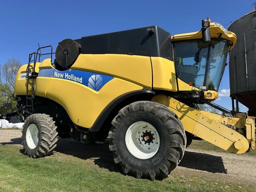 2009 New Holland CX8080