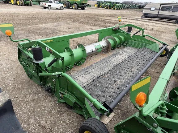 2018 John Deere 615P