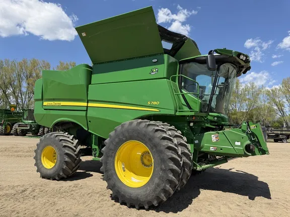 2022 John Deere S780