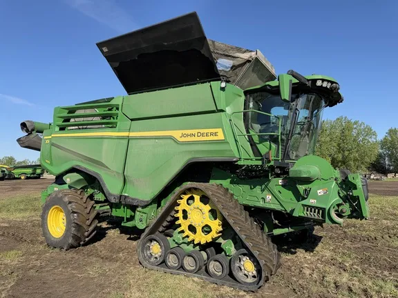 2023 John Deere X9 1100