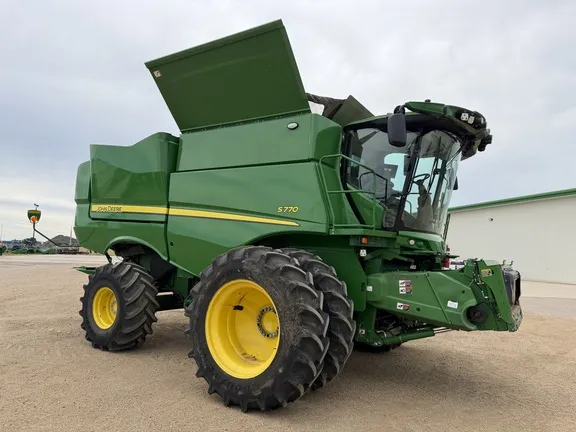 2024 John Deere S770