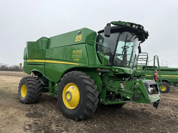 2023 John Deere S780