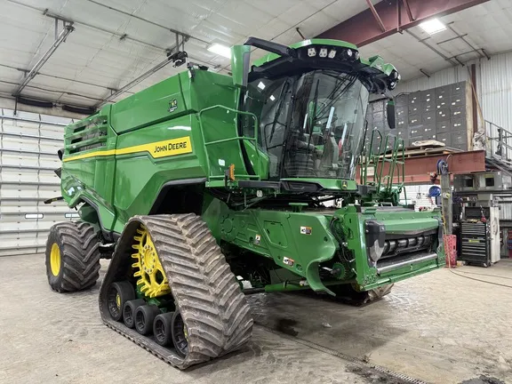 2022 John Deere X9 1000