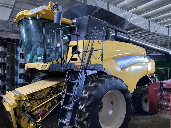 2003 New Holland CR960
