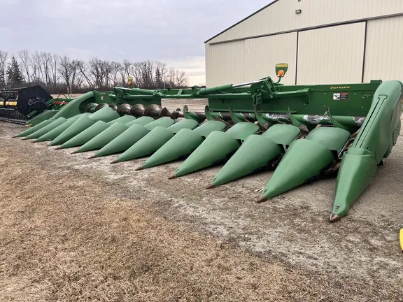 2019 John Deere 712FC