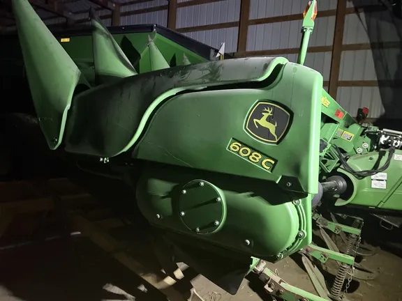2010 John Deere 608C