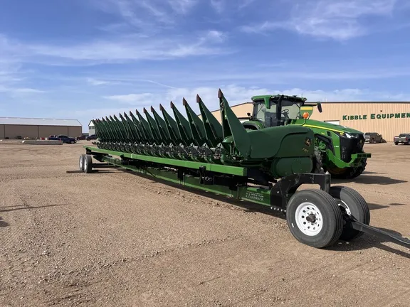 2020 John Deere 718C