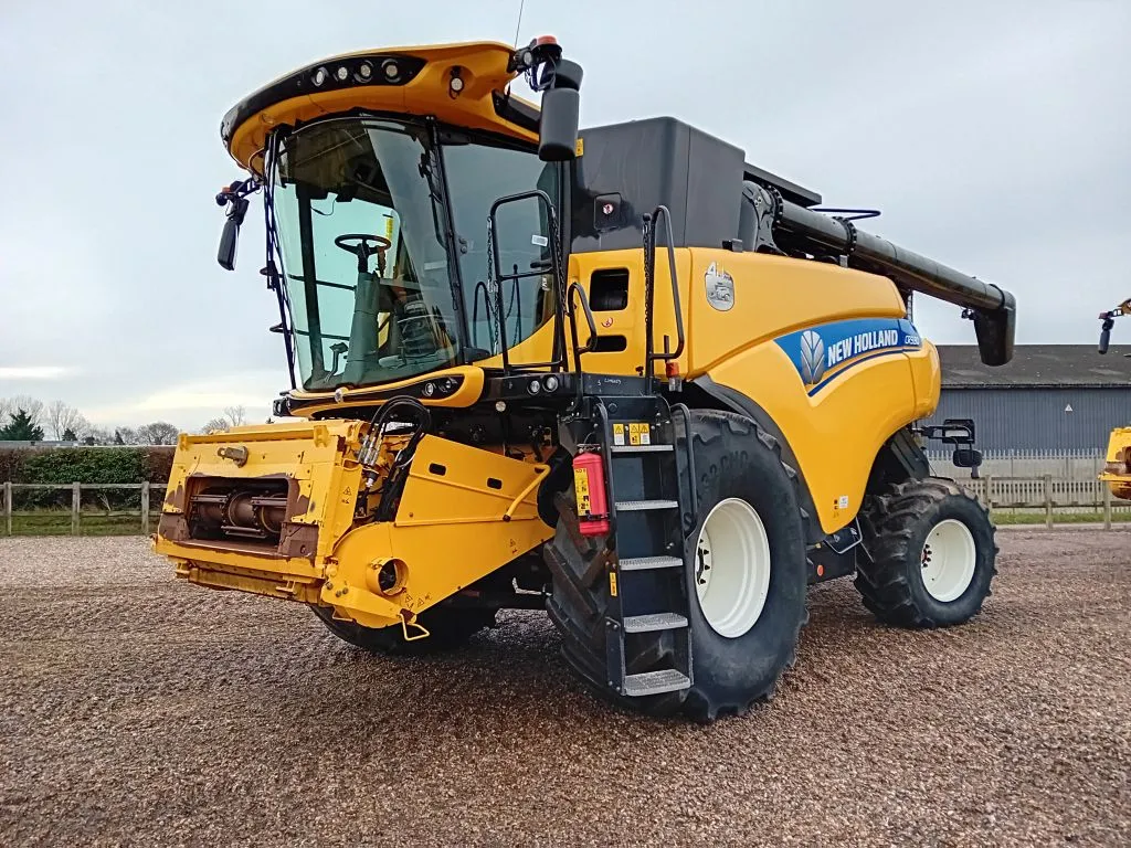 2016 New Holland CR9.80 T4A