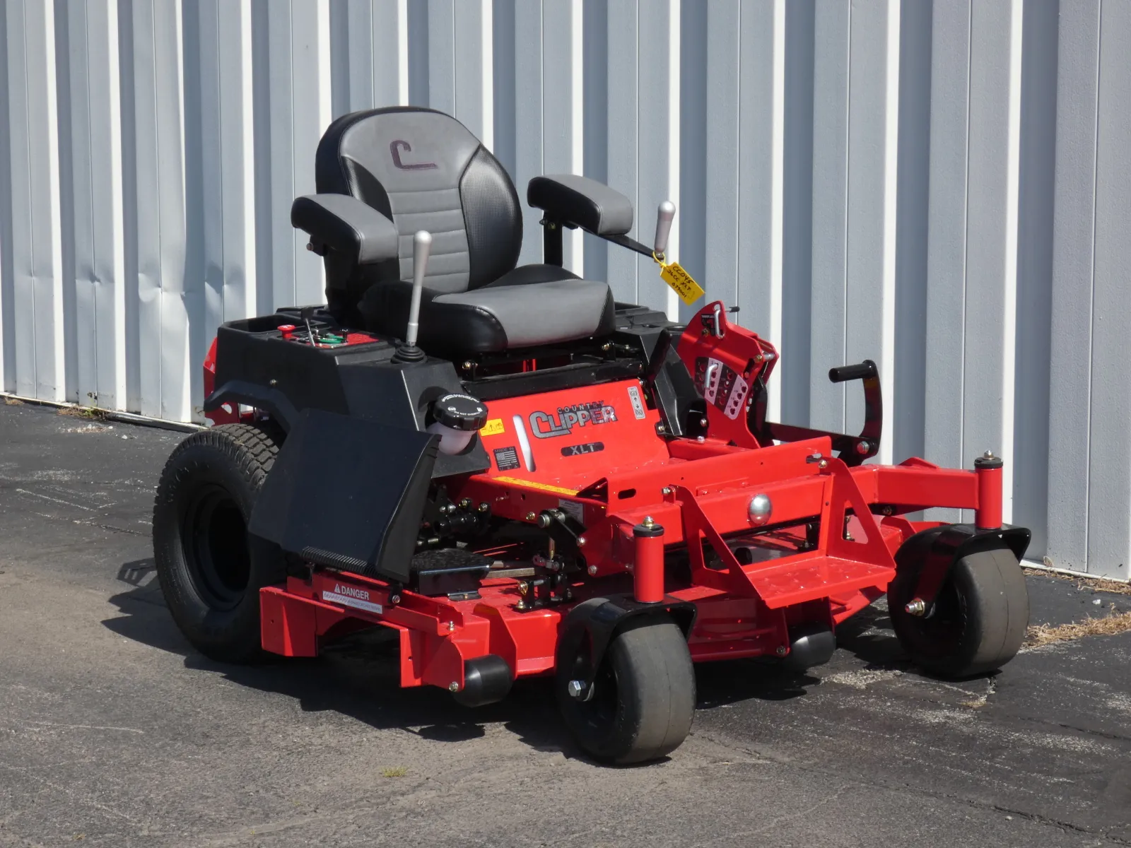 2026 Country Clipper XLT 2460J