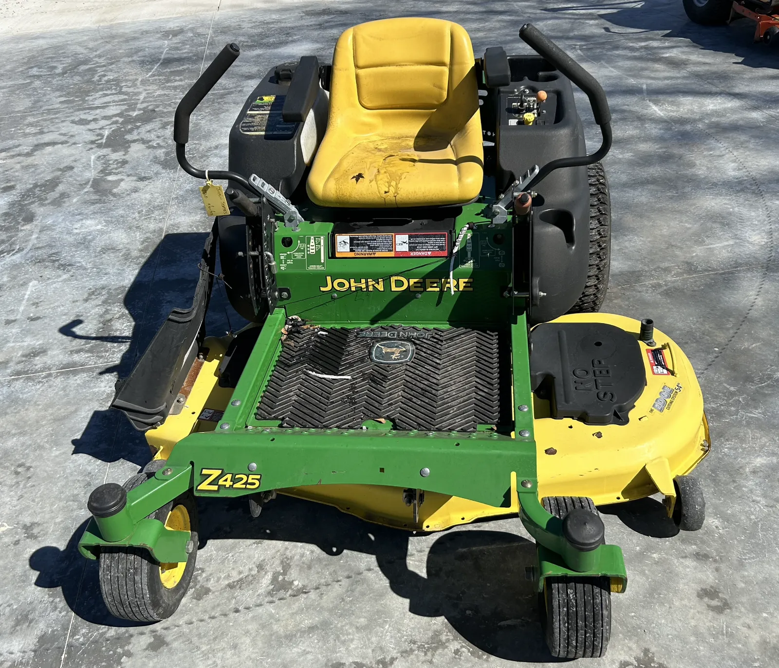 John Deere Z425 54"