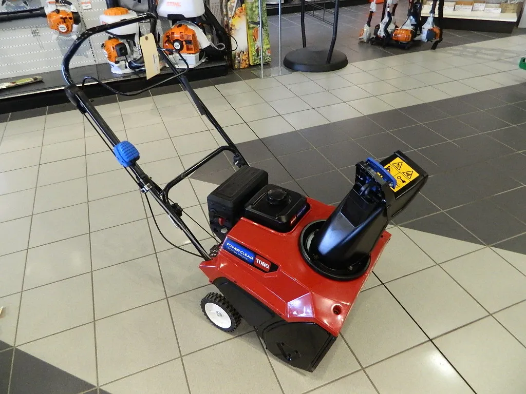 Toro 821 QZE (38757 8hp-21")