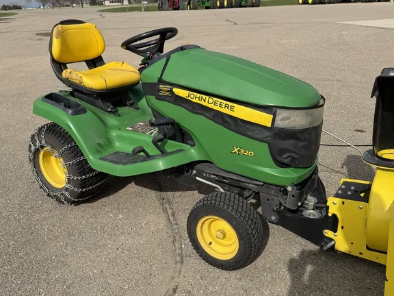 2013 John Deere X320