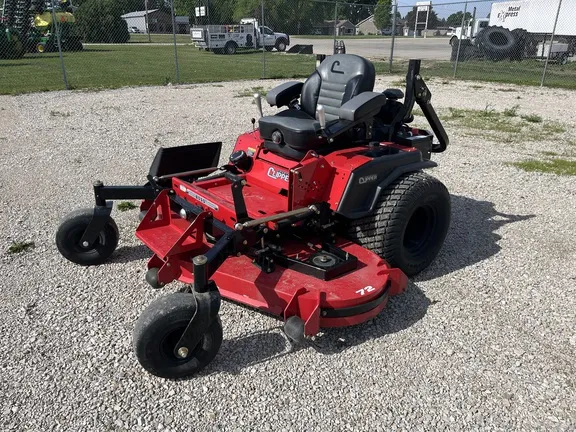 2024 Country Clipper BOSS XL 9010