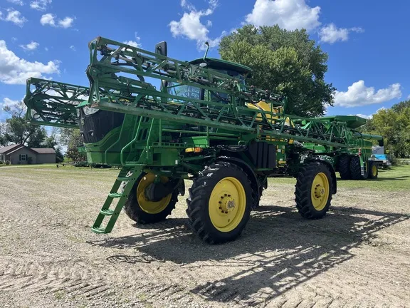 2024 John Deere R4023