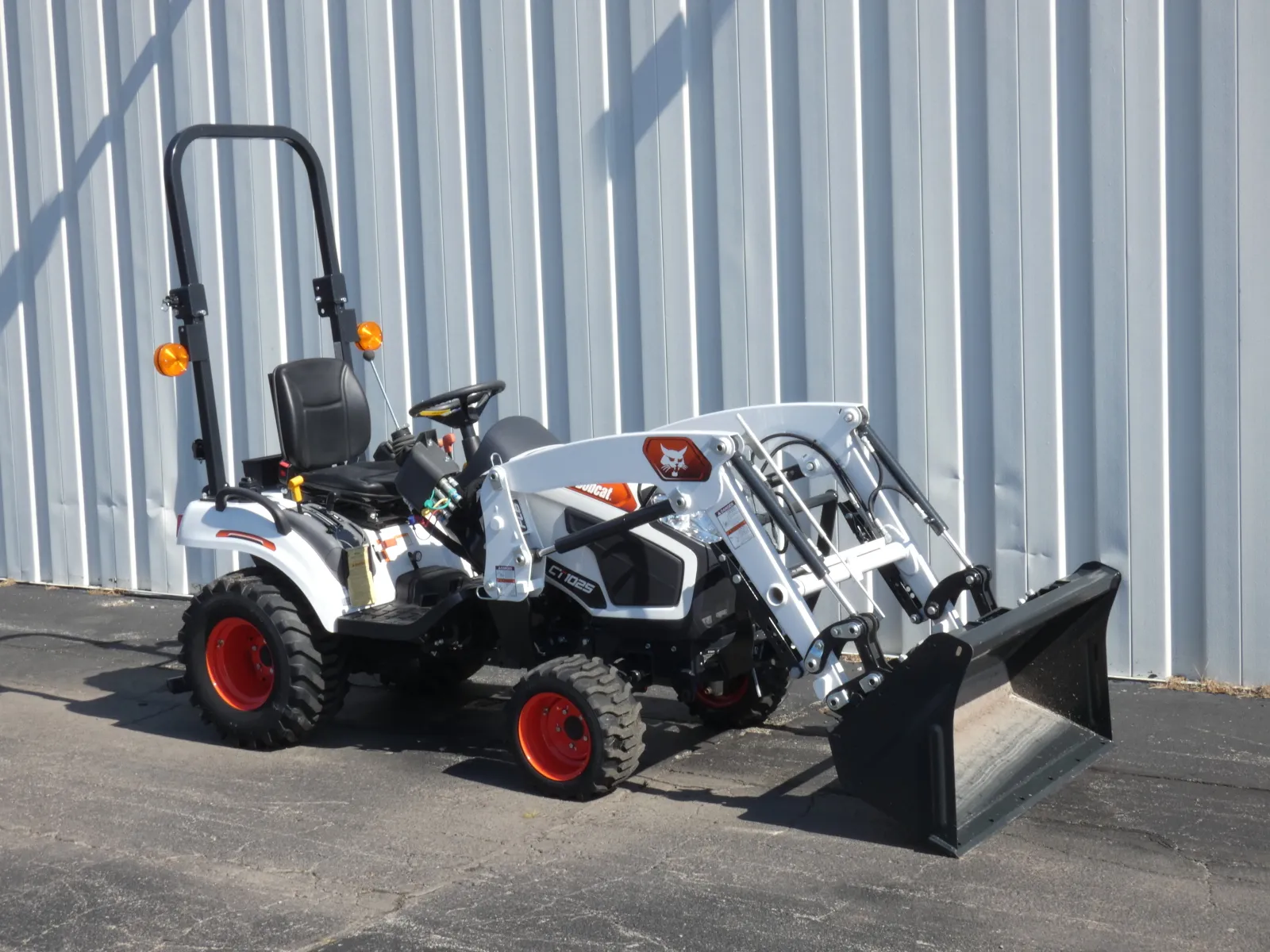 2025 Bobcat CT1025