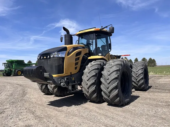 2018 Challenger MT975E