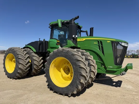 2023 John Deere 9R 640