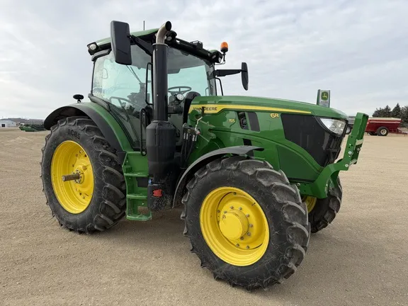 2025 John Deere 6R 155