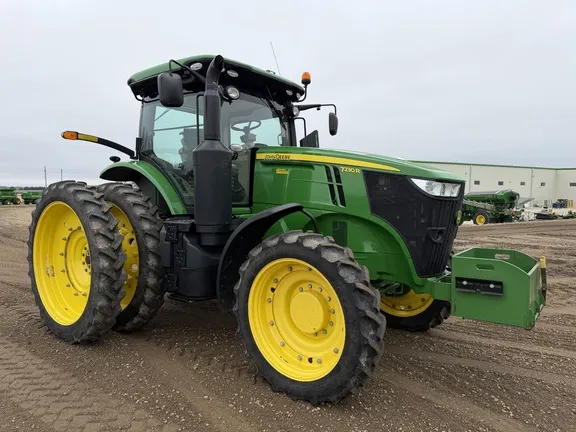 2016 John Deere 7230R