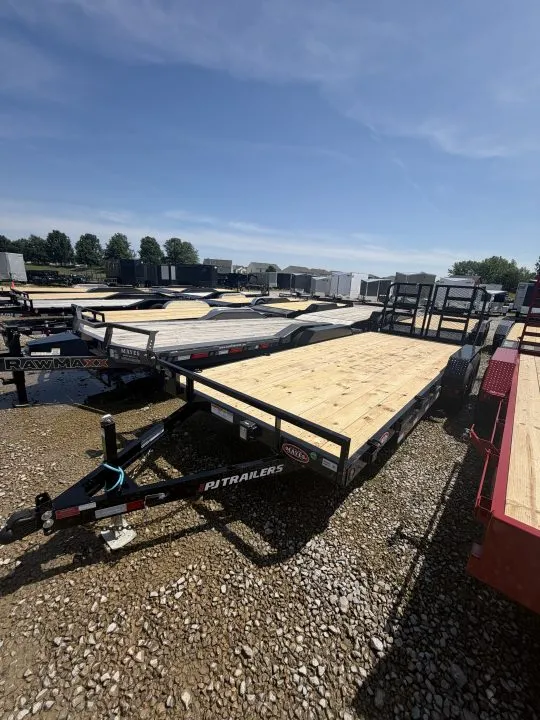 2027 PJ Trailers CE202