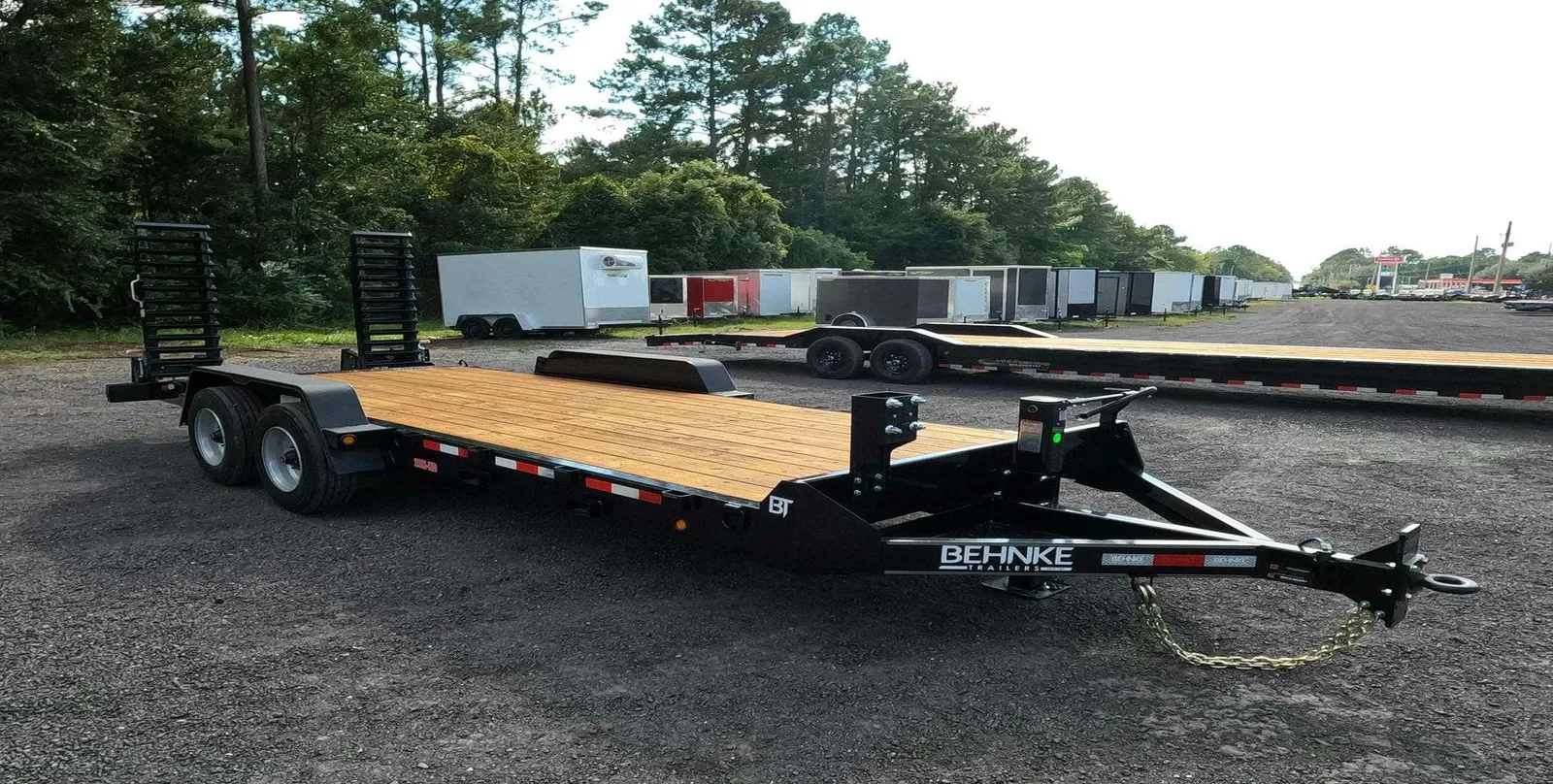 2025 Behnke EQ83-20T10SS-KR