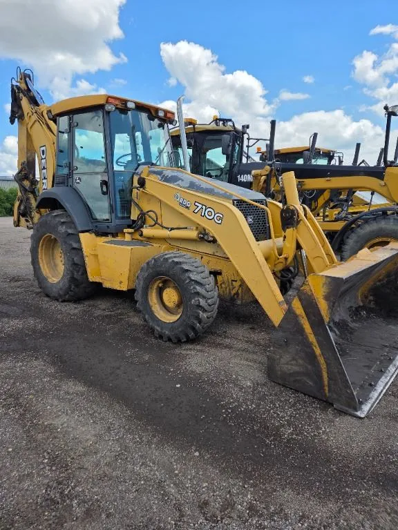 2005 John Deere 710G