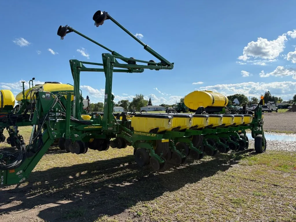 2012 John Deere 1770NT