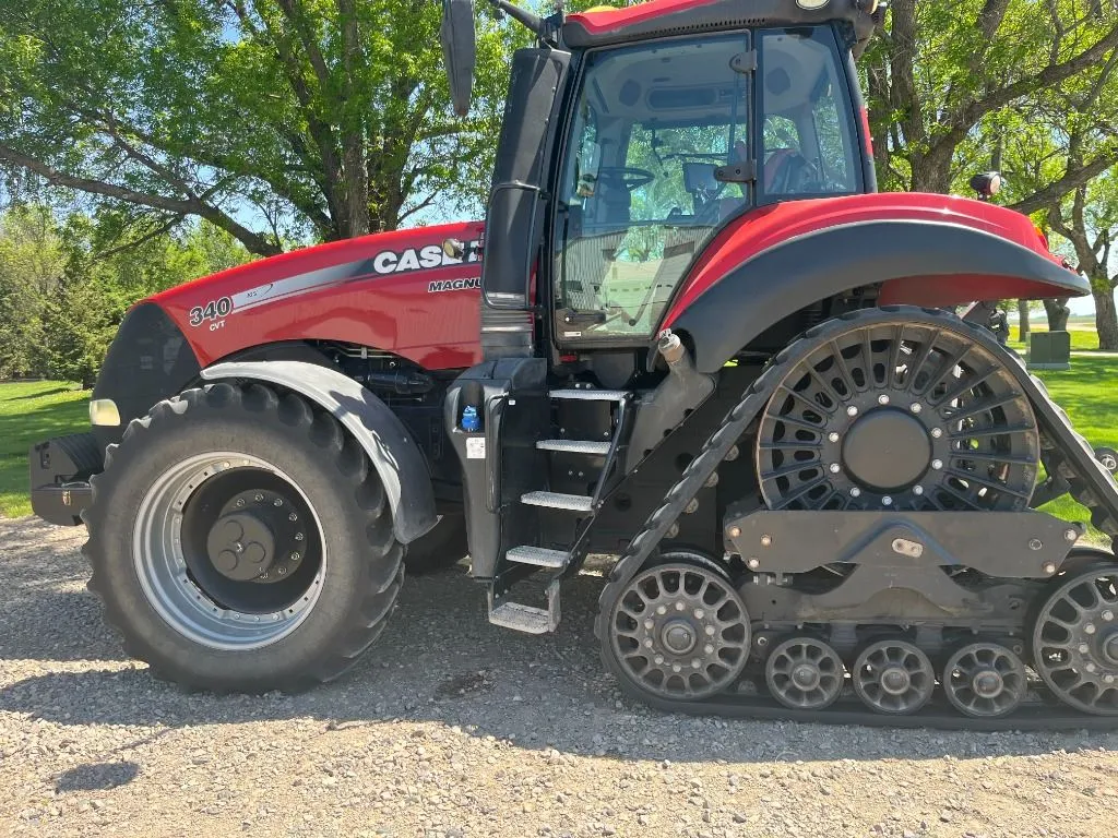 2017 Case 340 ROW TRAC