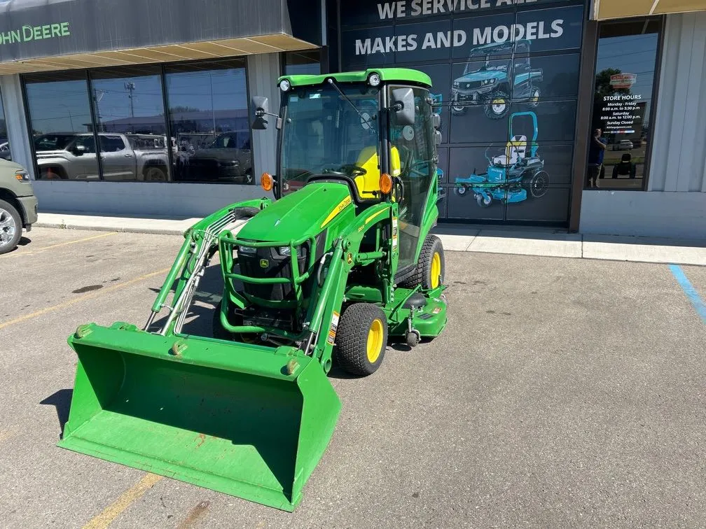 2018 John Deere 1025R