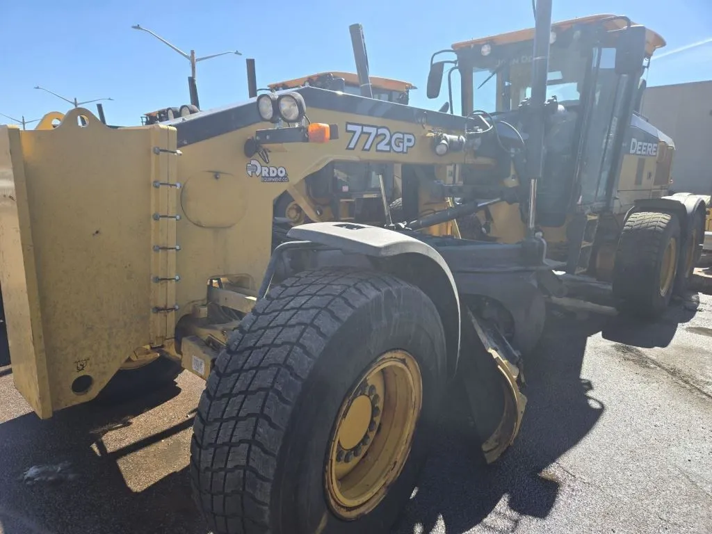 2018 John Deere 772G