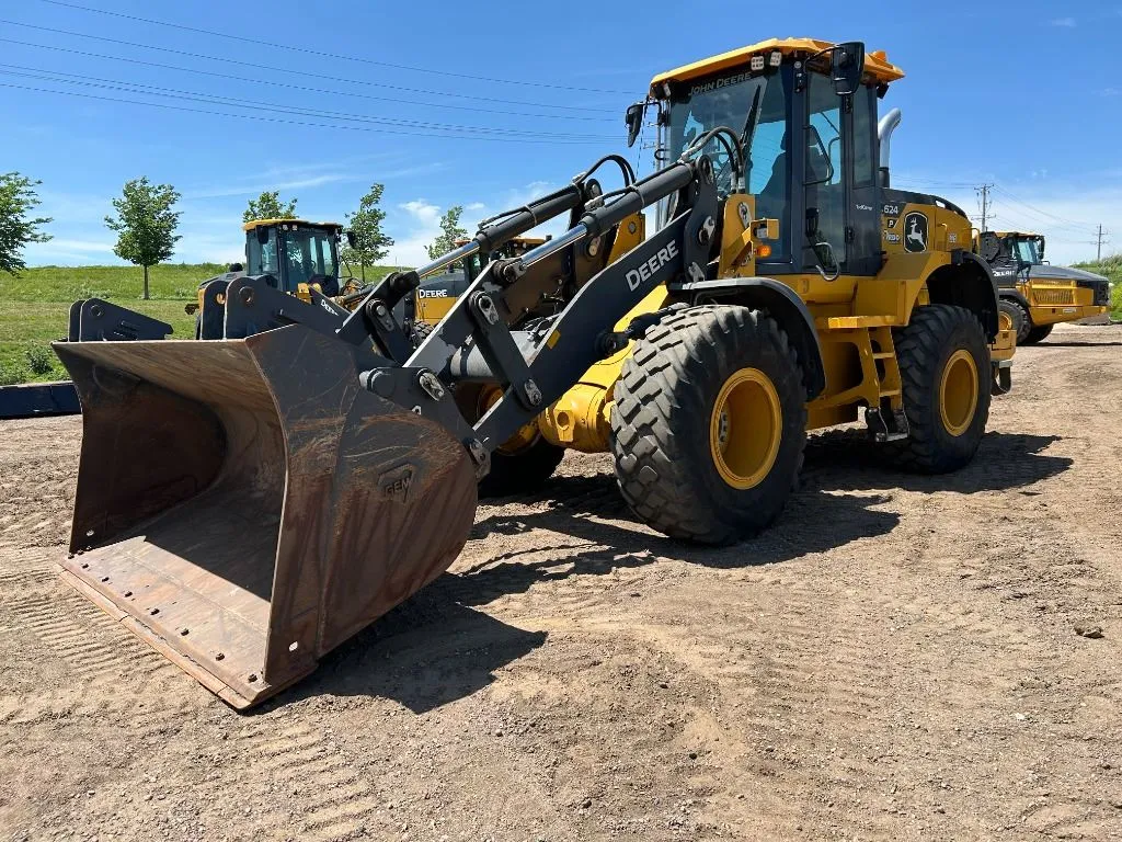 2021 John Deere 624P