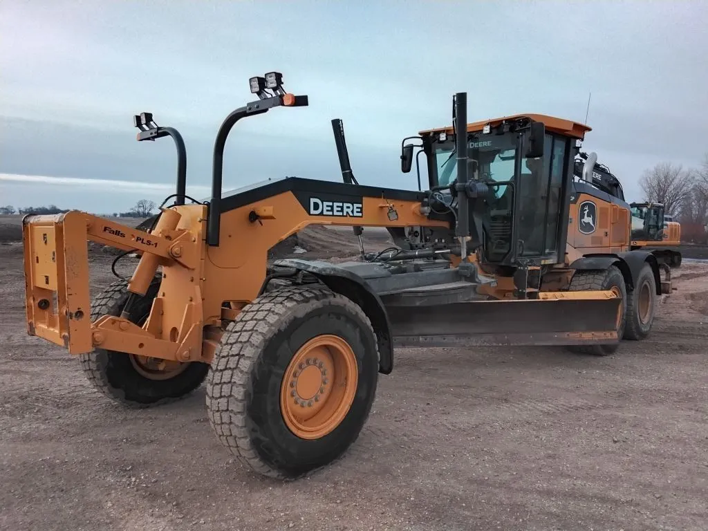 2021 John Deere 772G