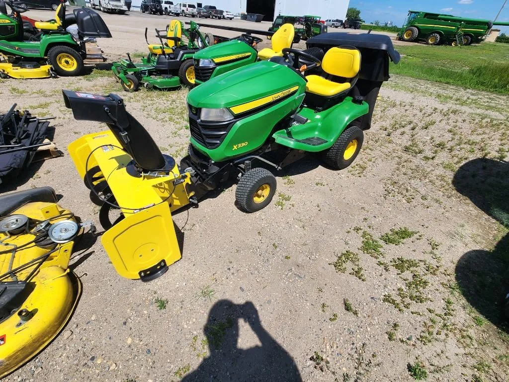 2021 John Deere X330