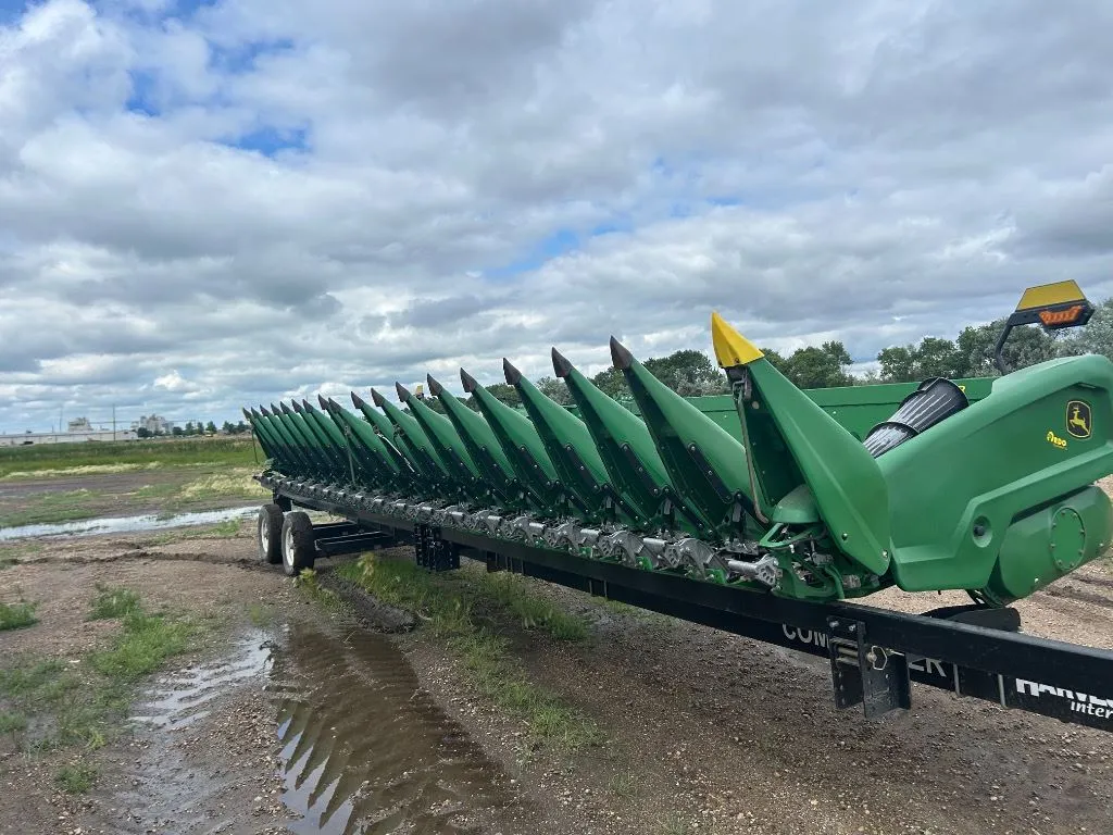 2022 John Deere C18R