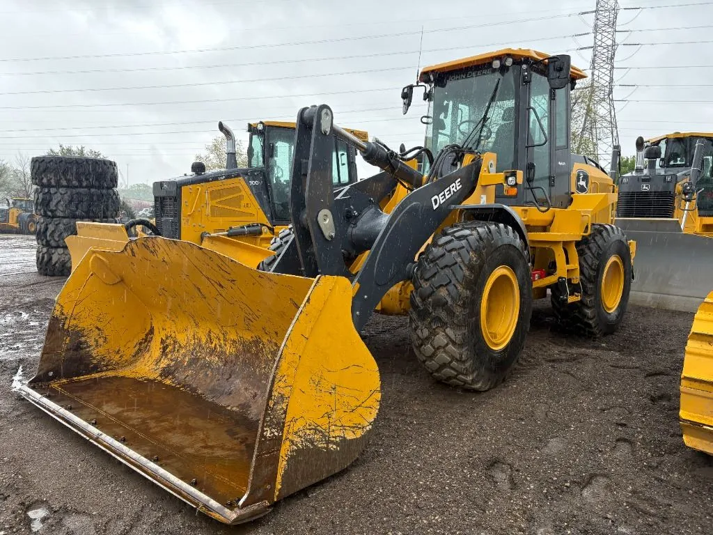 2025 John Deere 544P
