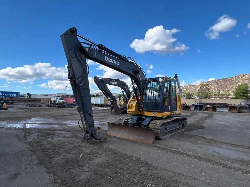 2023 John Deere 135P