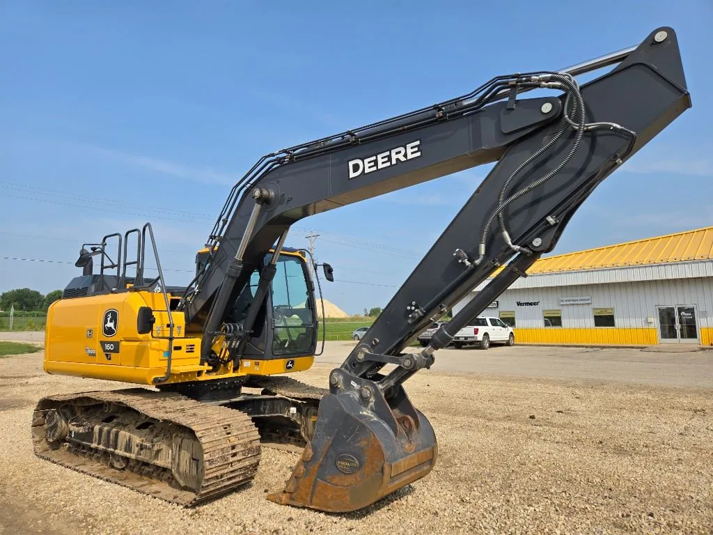 2023 John Deere 160P