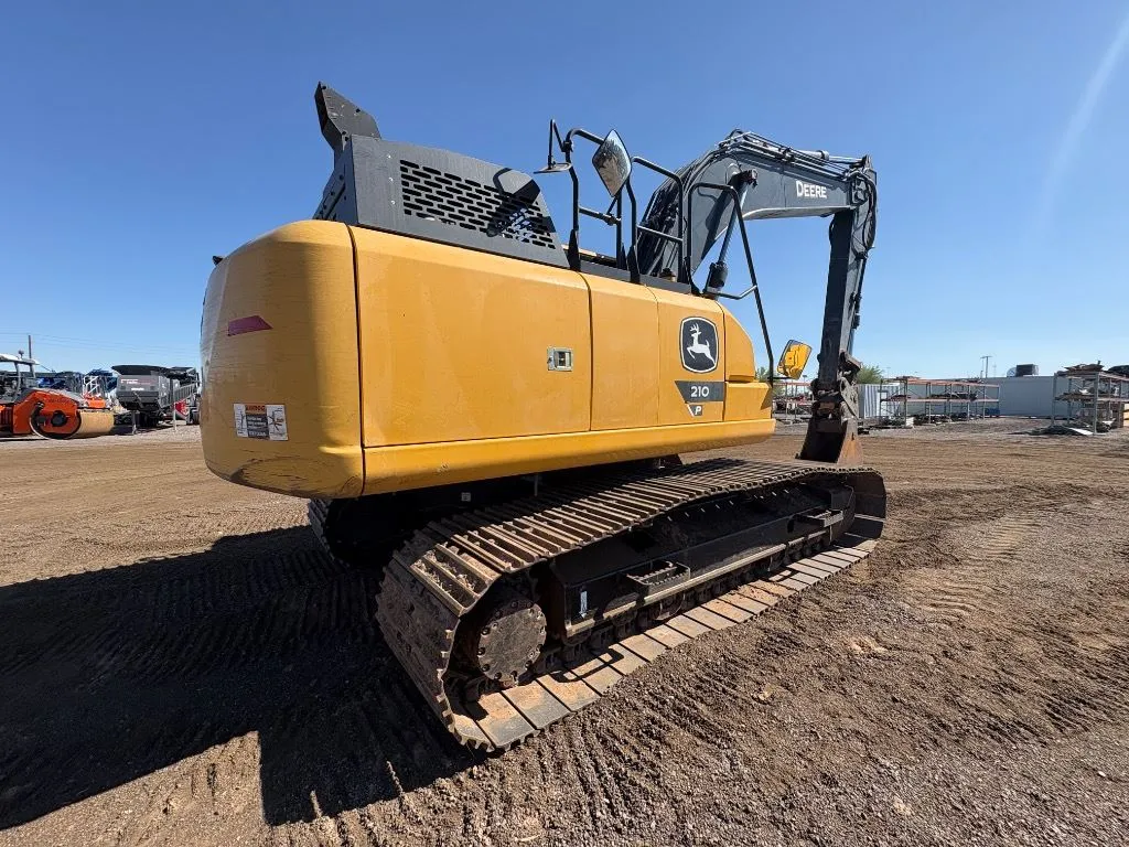 2023 John Deere 210P