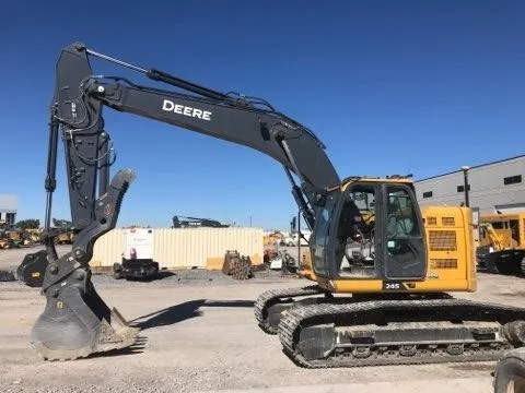 2023 John Deere 245P