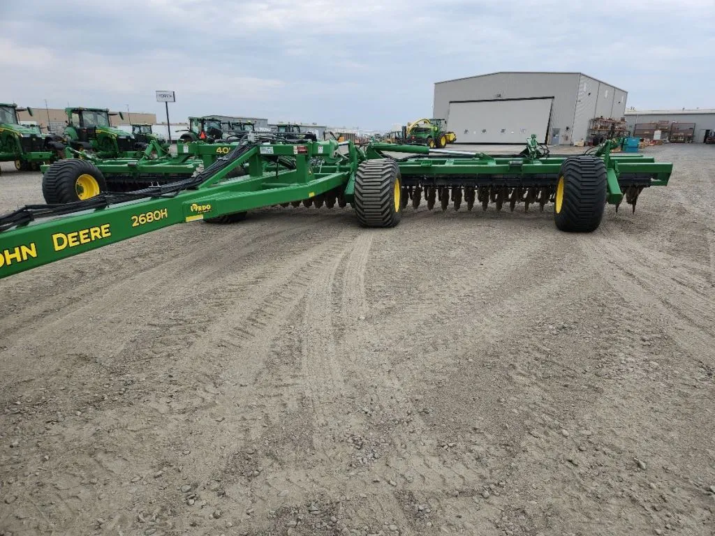 2023 John Deere 2680H