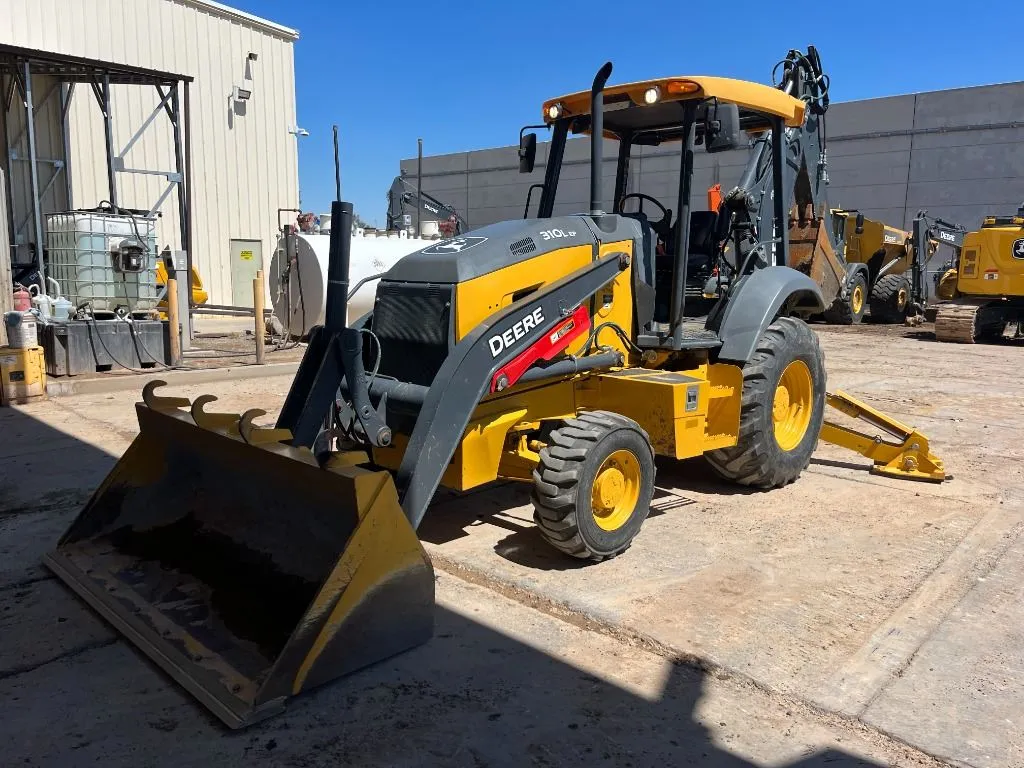 2023 John Deere 310LEP