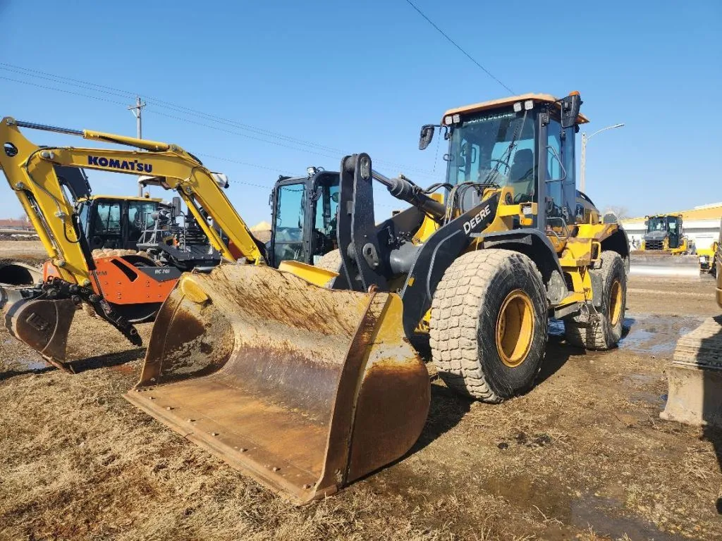 2019 John Deere 544L