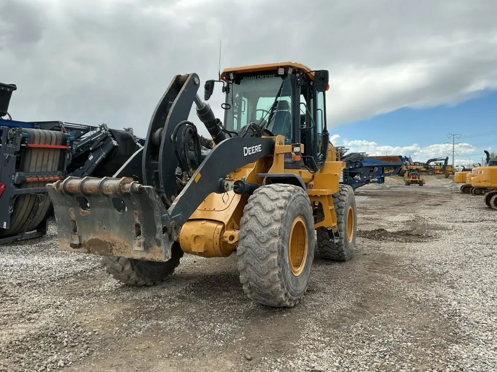 2021 John Deere 624P