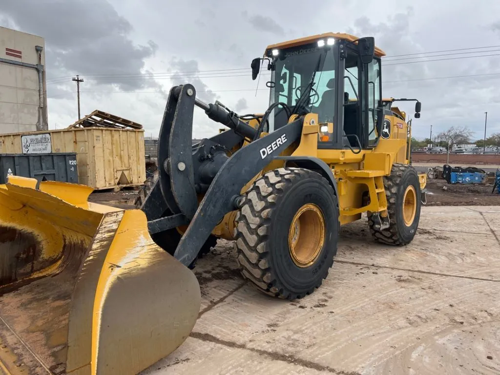 2021 John Deere 624P