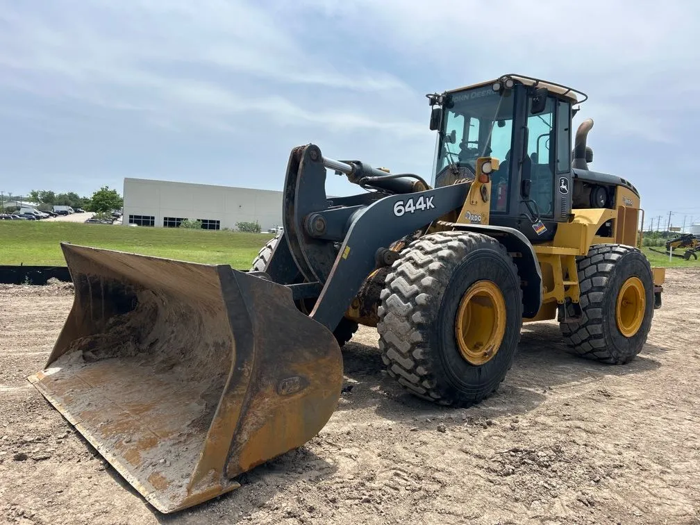 2011 John Deere 644K