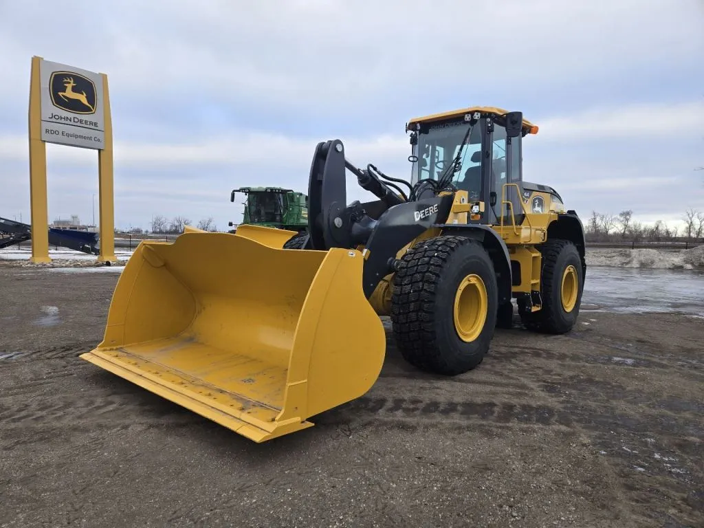 2024 John Deere 644X
